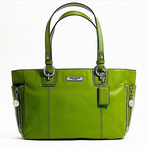 COACH Gallery Zipper Tote in Green with Silver Hardware - Picture 5 of 15